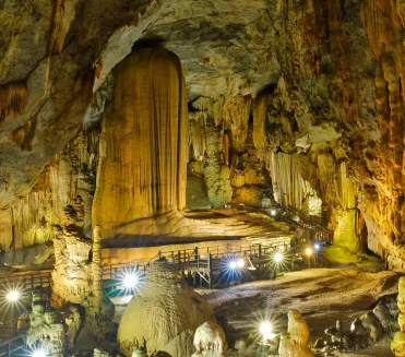 Thiên Đường Cave